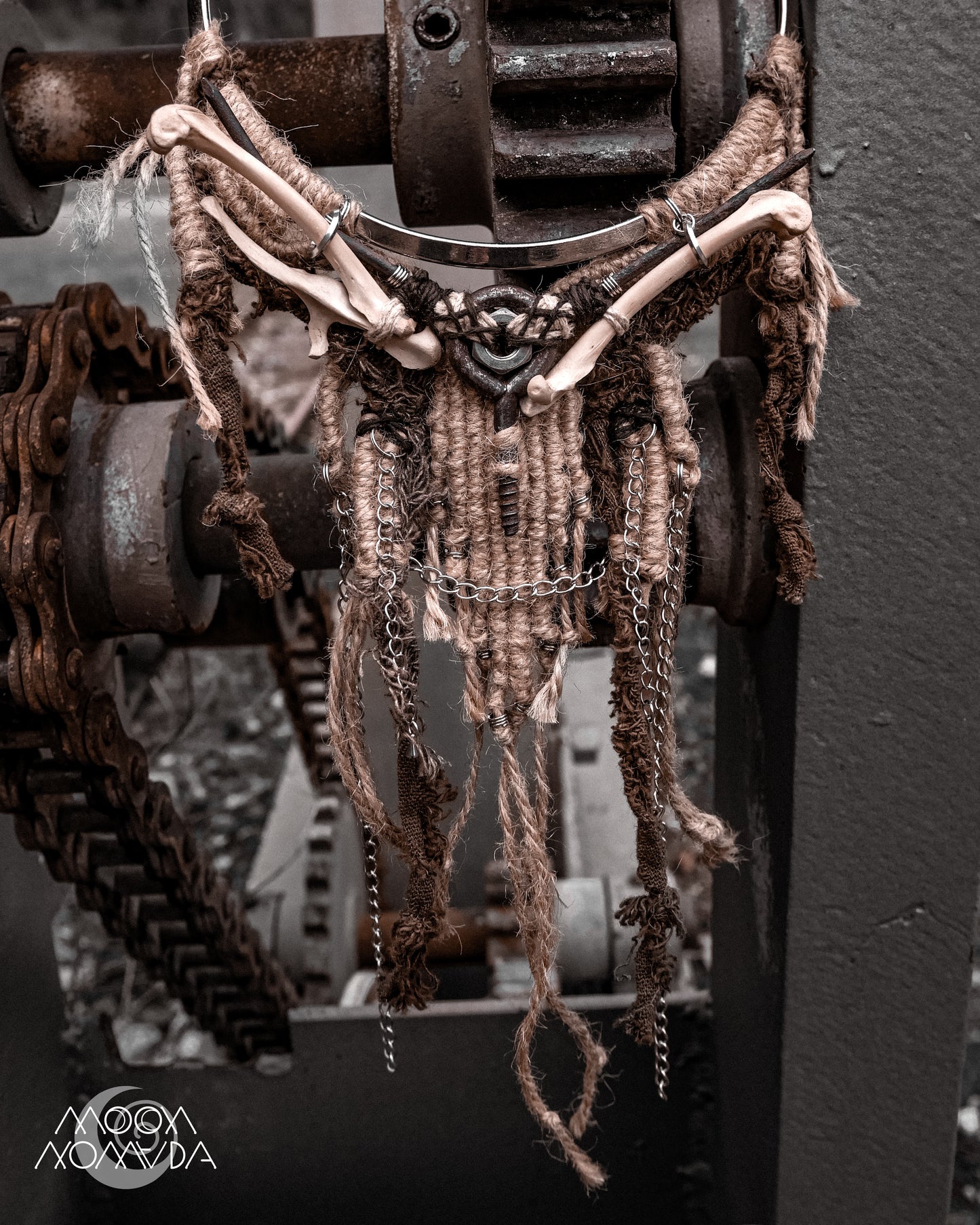 WildFlow • Neck Adornment