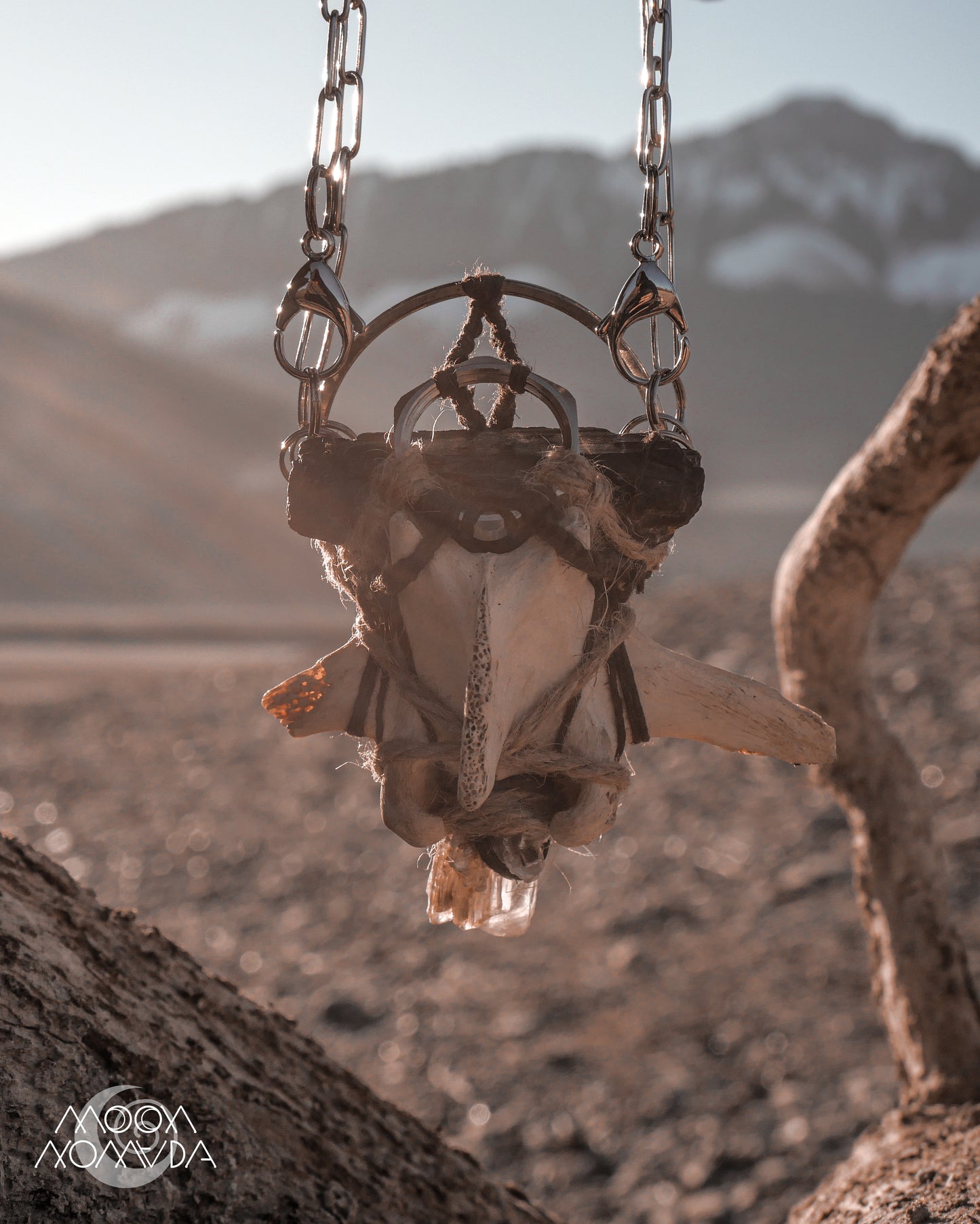 FlyFree • Neck Adornment