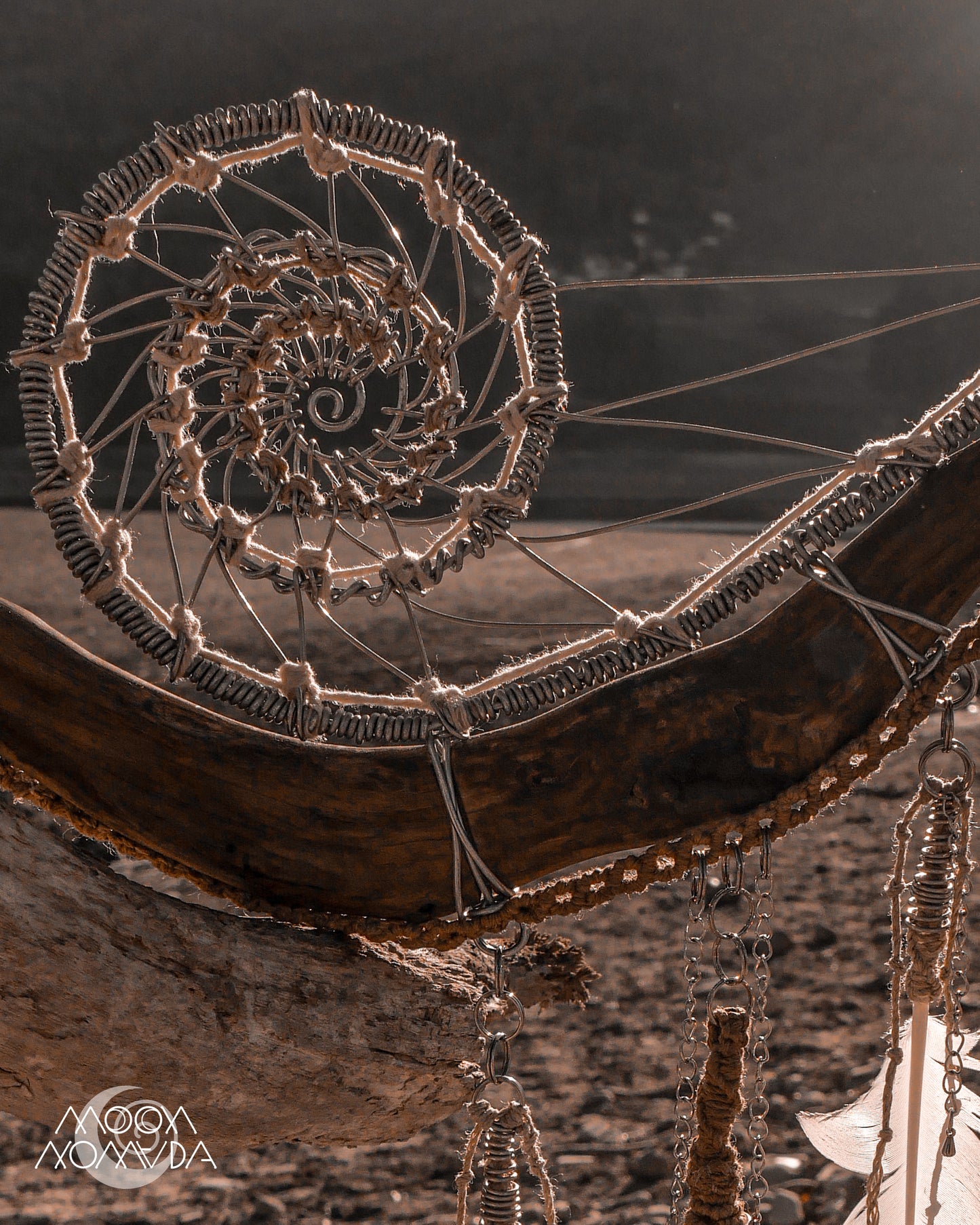 The LightCatcher • Home Decor