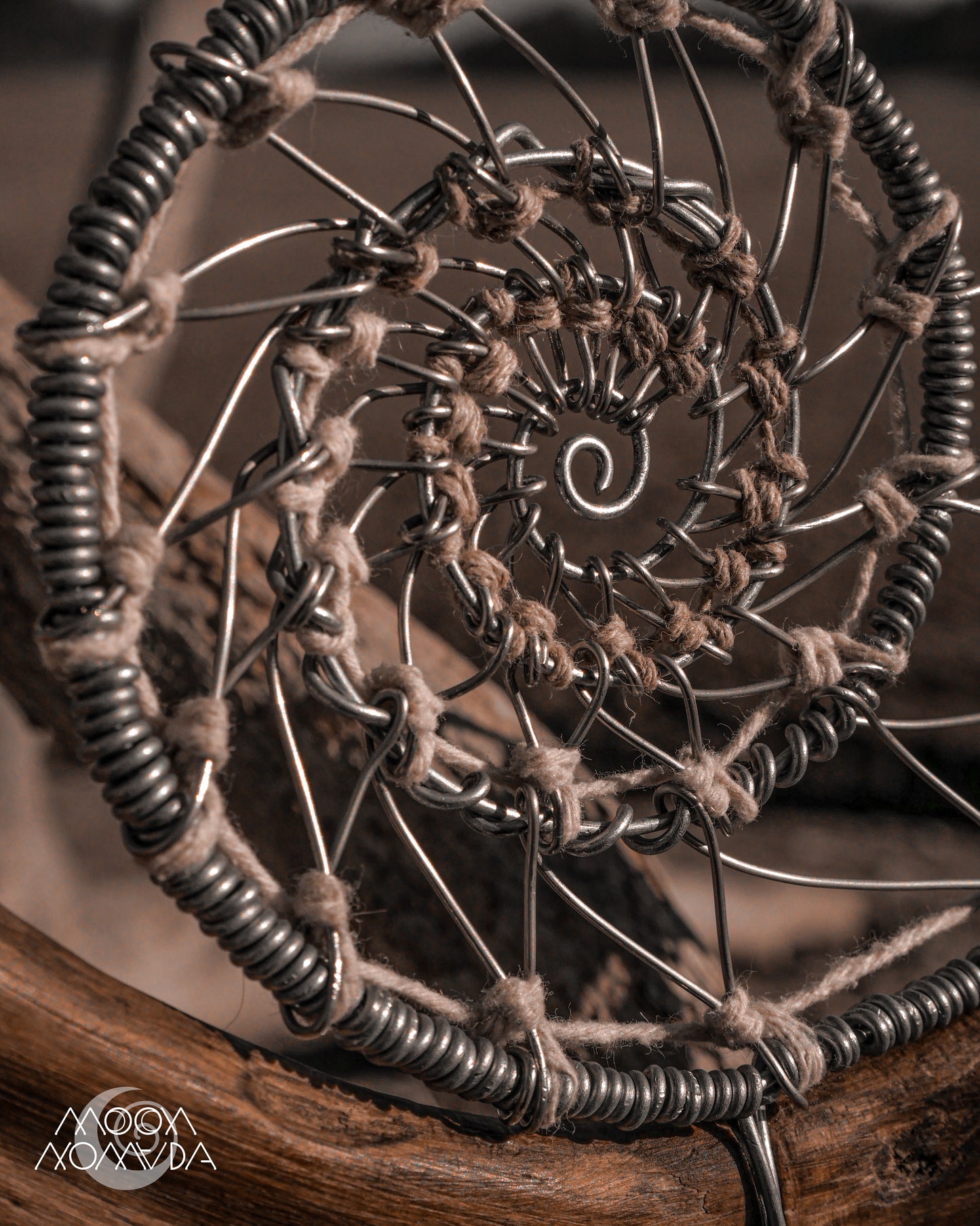 The LightCatcher • Home Decor
