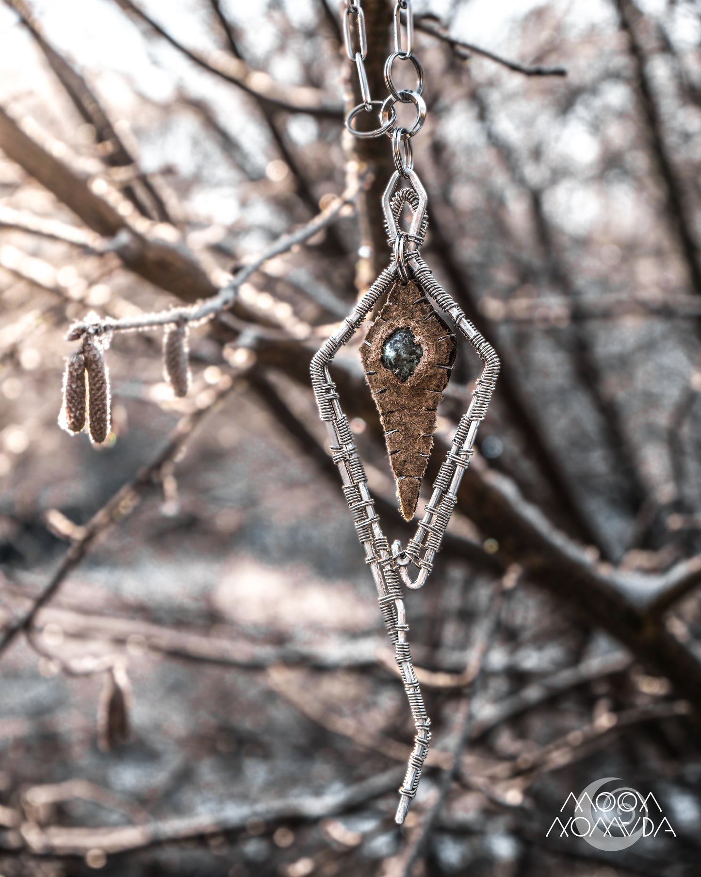 Light and Shadow • Neck Adornment