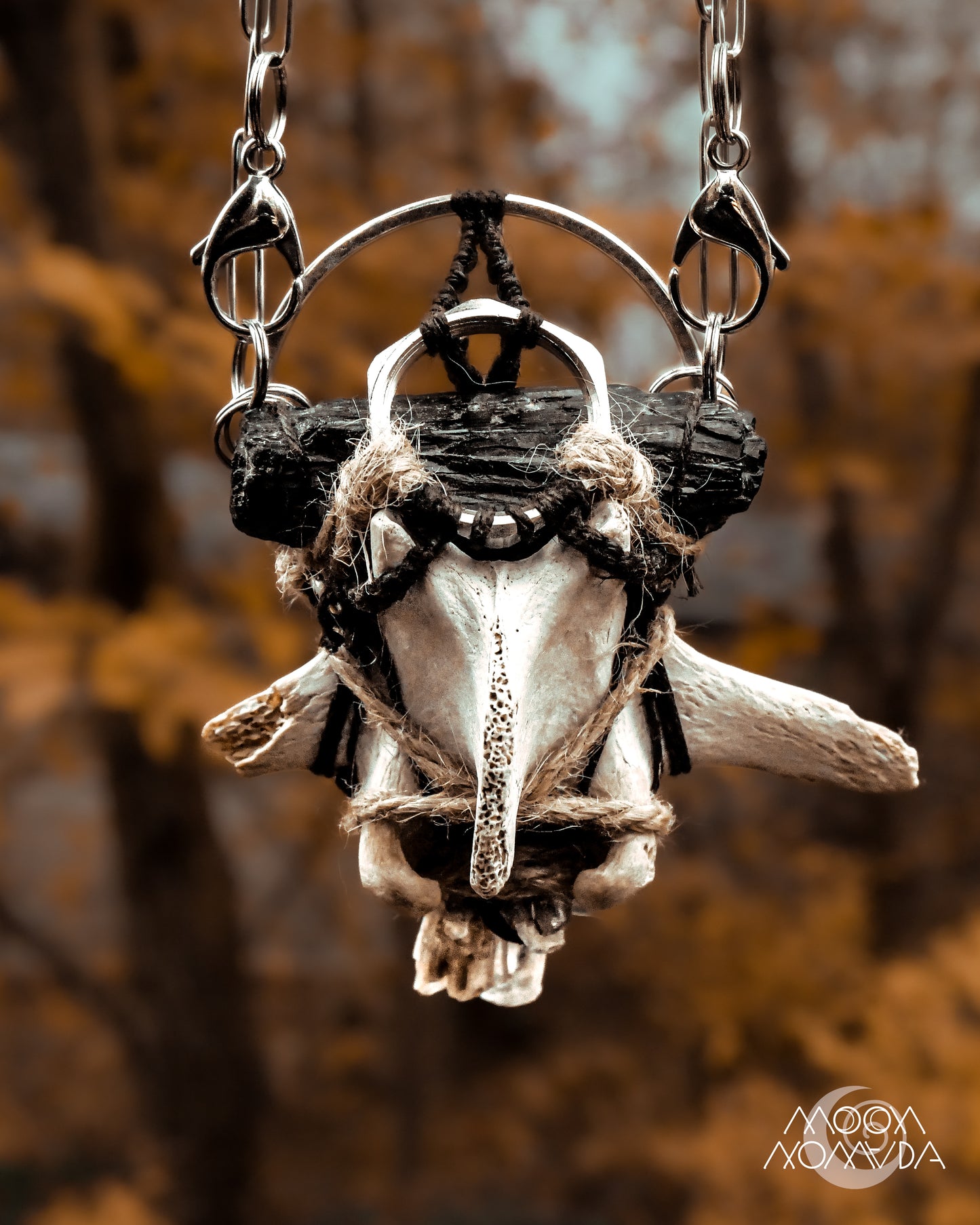 FlyFree • Neck Adornment