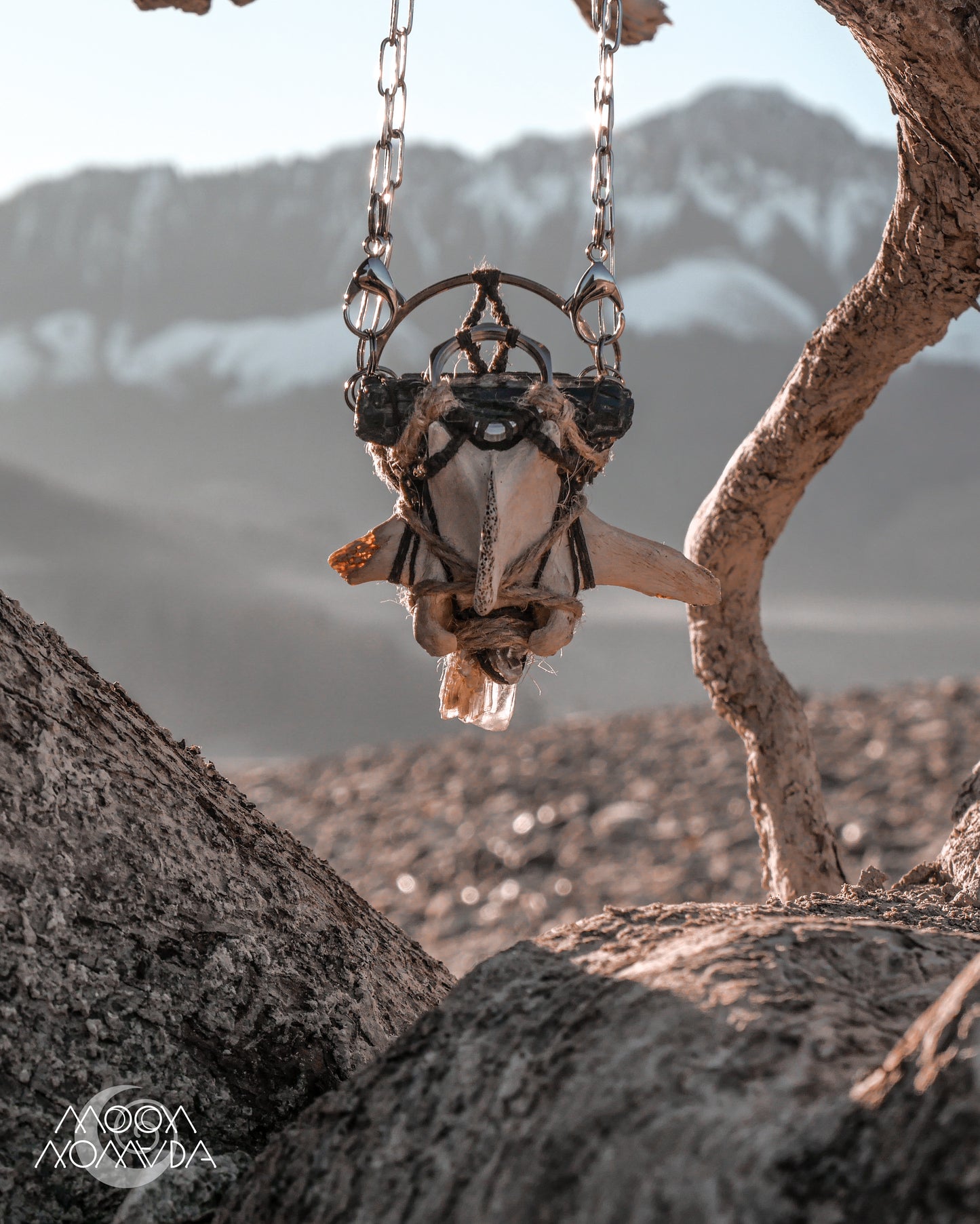 FlyFree • Neck Adornment