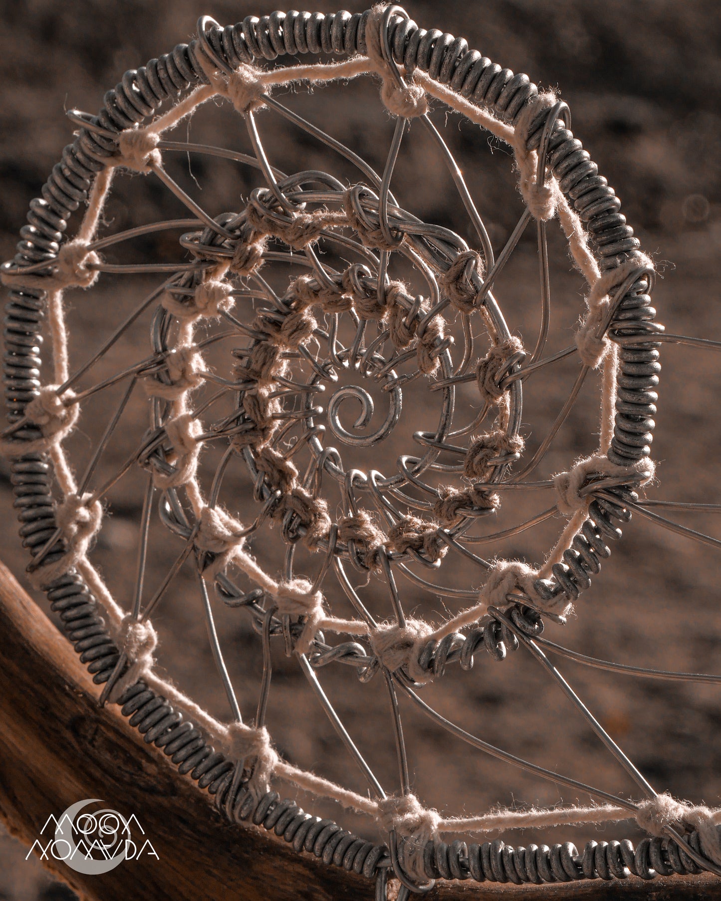 The LightCatcher • Home Decor