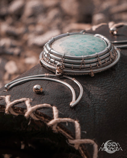 Luna • Cuff