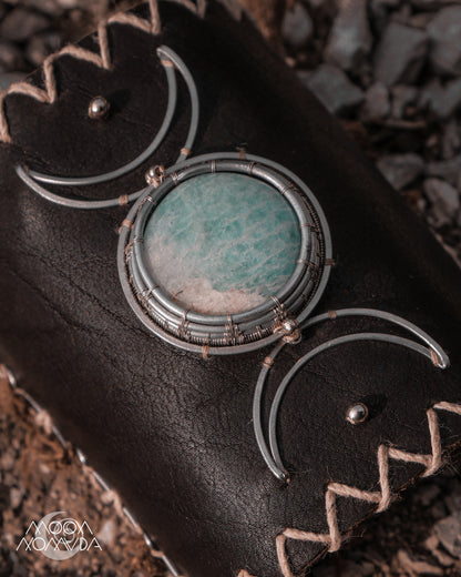 Luna • Cuff