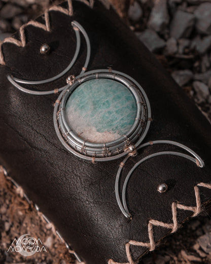Luna • Cuff