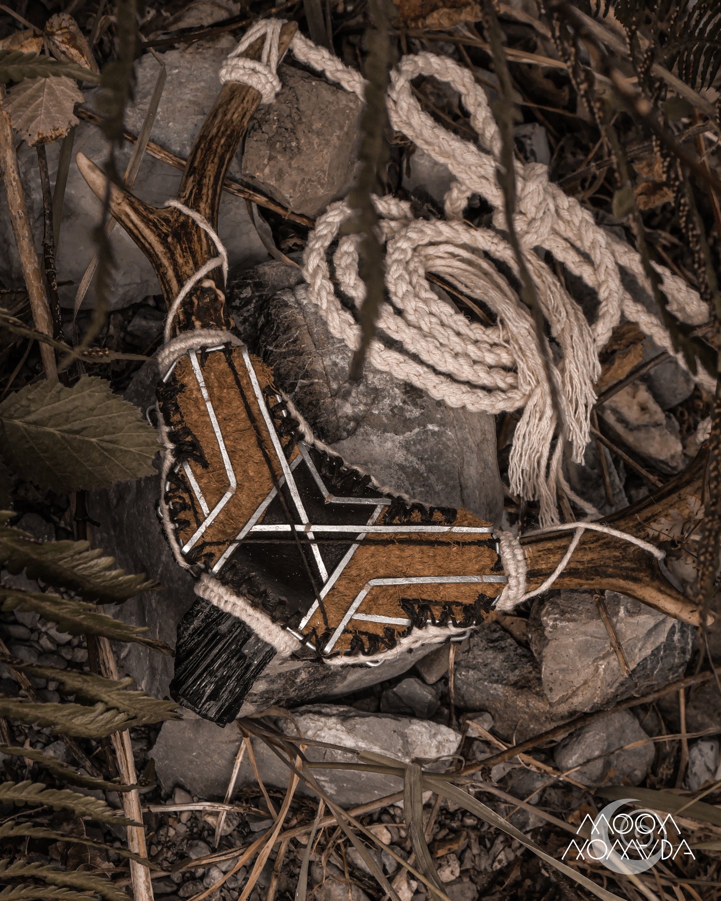 AntlerArt • Neck Adornment
