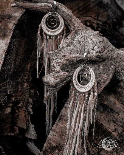 MoonDreamers • Ear Jewelry