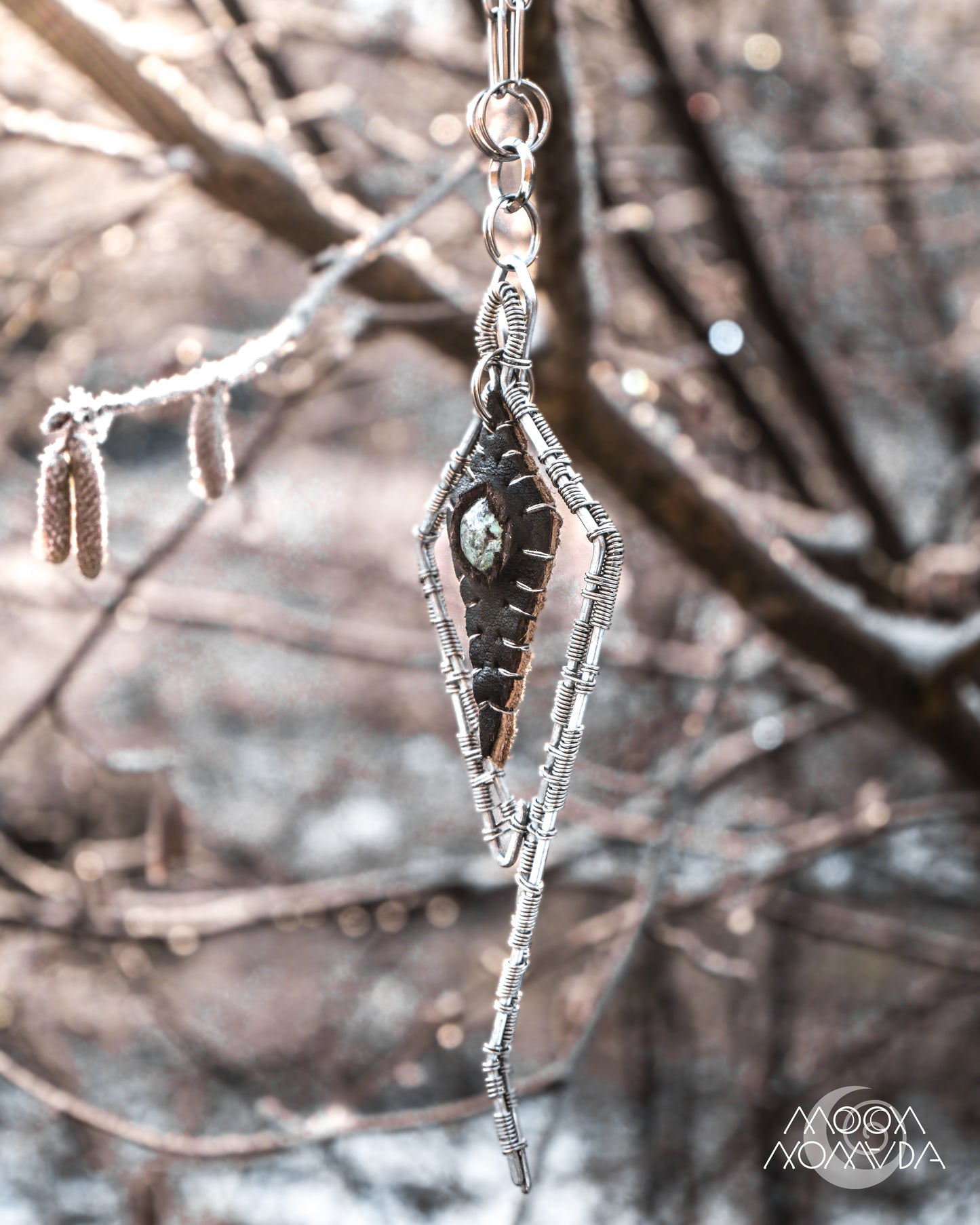 Light and Shadow • Neck Adornment