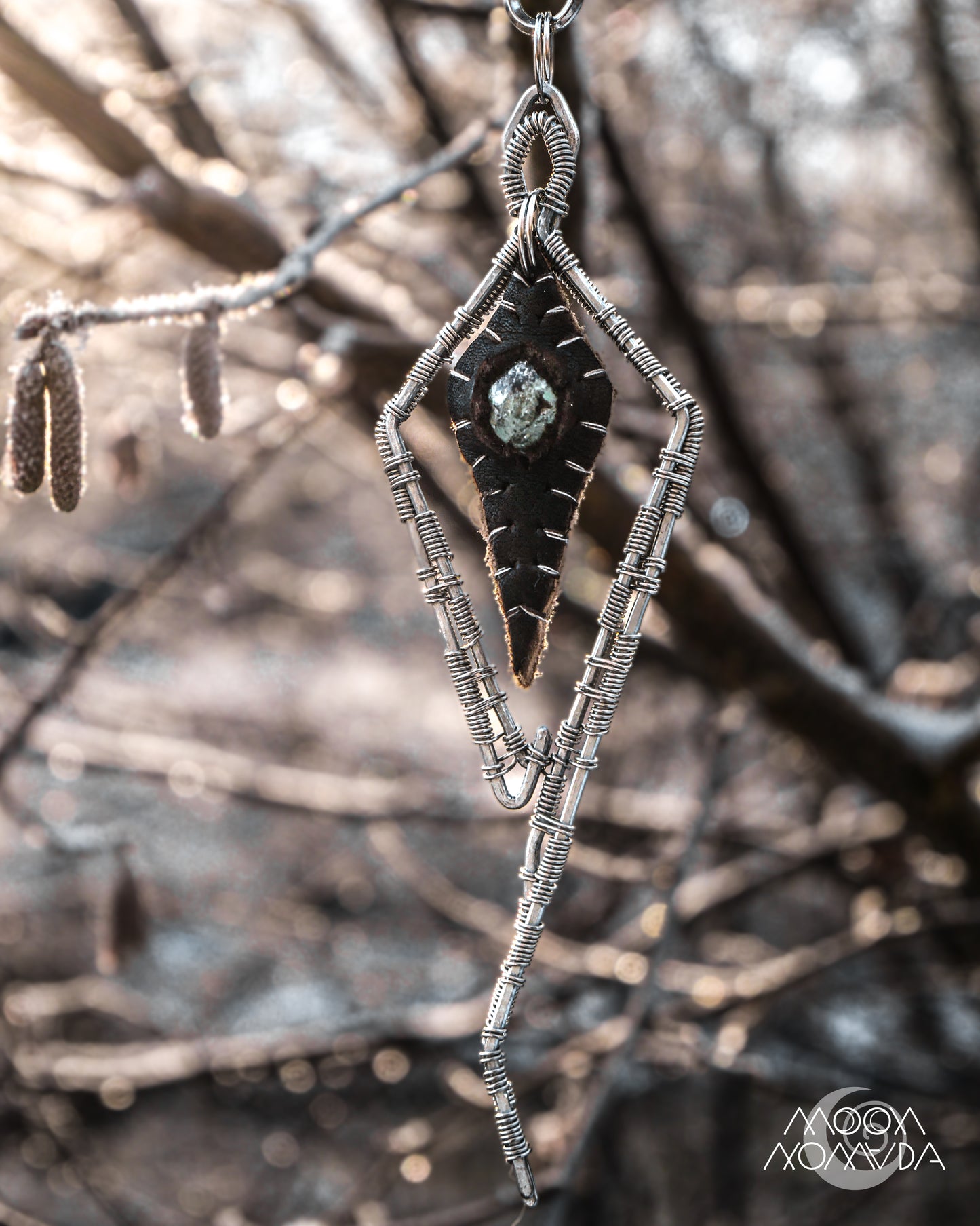 Light and Shadow • Neck Adornment