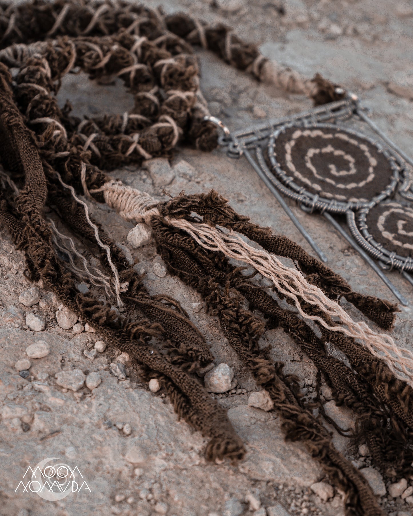 Timelines • Neck Adornment